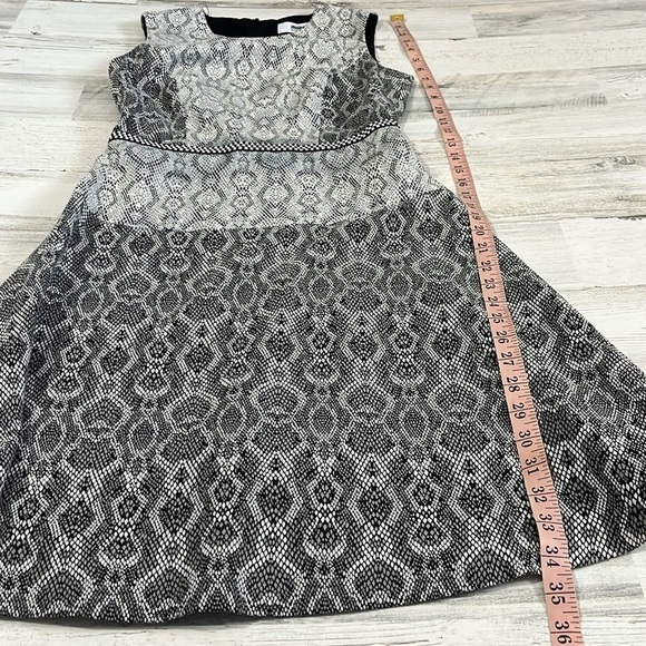 Belle Badgley Mischka Dress Size 2 - Picture 13 of 13